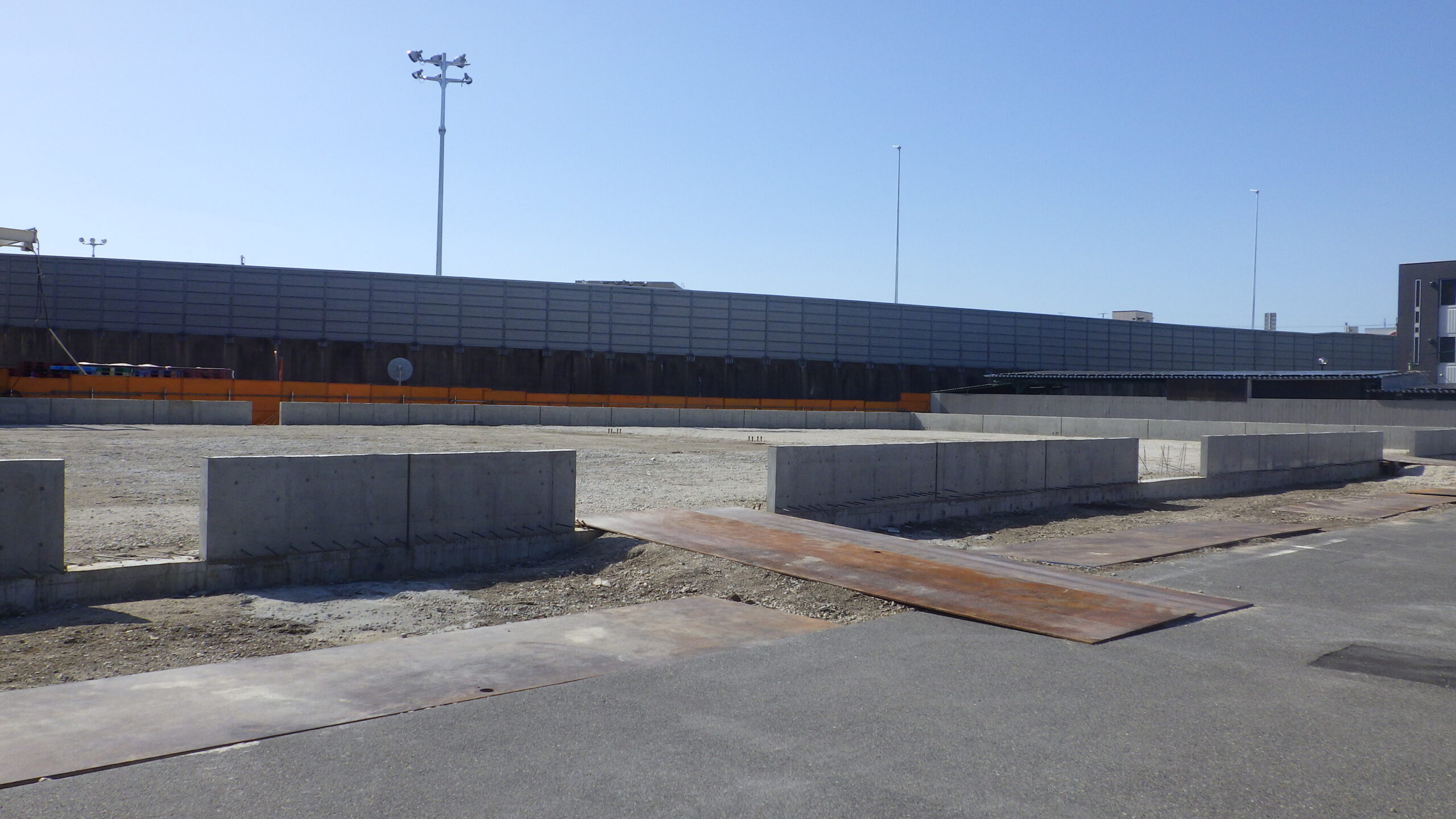 愛知県あま市で建築中の作業場新築工事の基礎の様子
