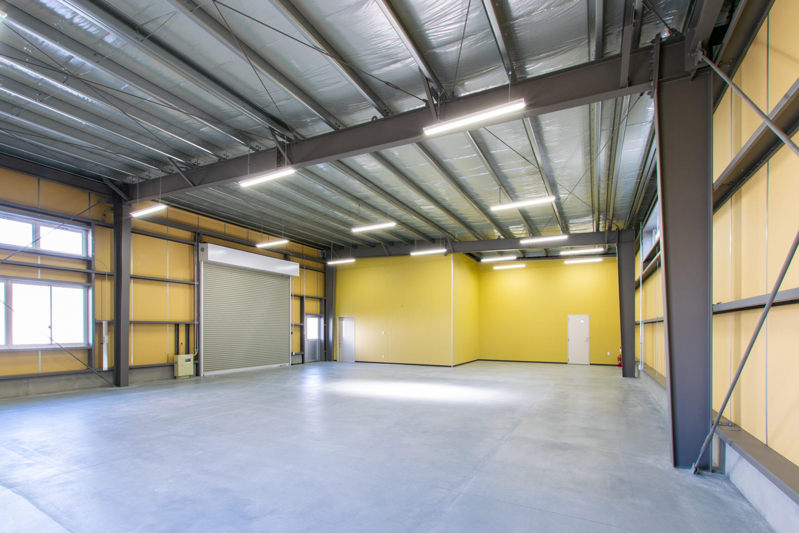 岐阜県土岐市　倉庫新築工事　完成内観写真