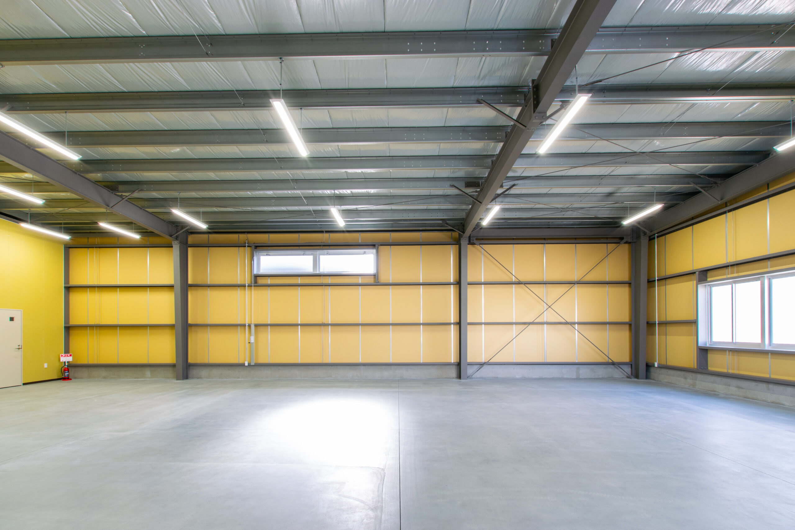 岐阜県土岐市　倉庫新築工事　完成内観写真